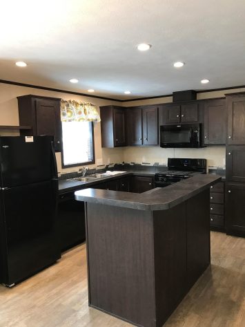 164 KITCHEN CLOSE