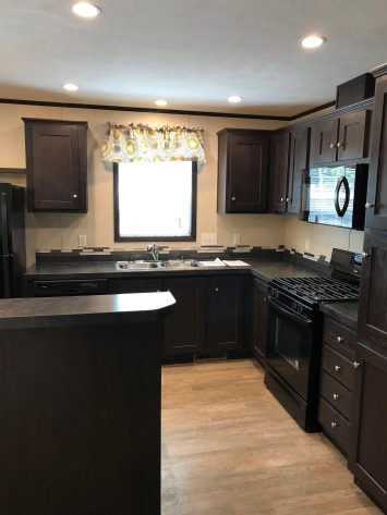 164 KITCH SINK STOVE