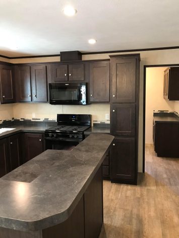 164 KITCHEN TO UTILITY