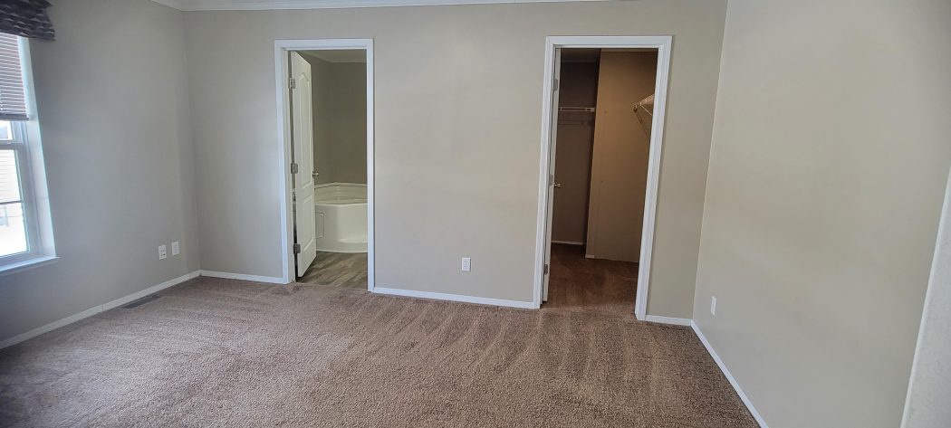 Melrose Village - Image 9