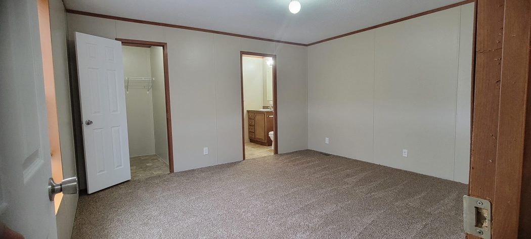 Melrose Village - Image 8