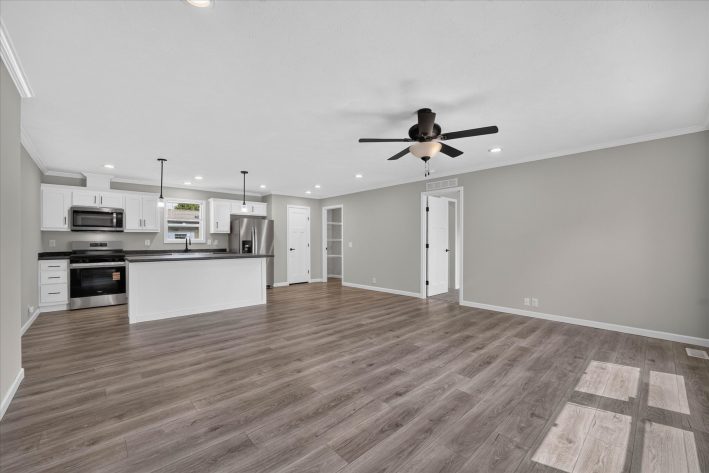Evergreen Estates - Image 11