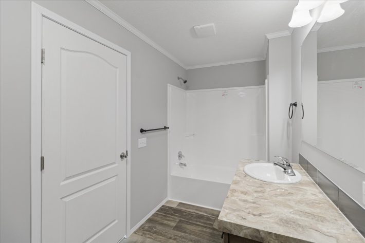 Valley Hills - Image 24