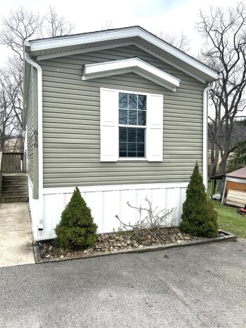 Rostraver Estates - Image 1