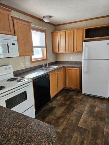 Hillside Estates - Image 13