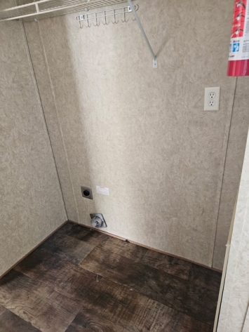 Hillside Estates - Image 15