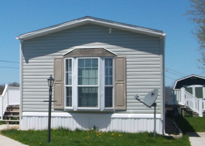Colonial Heights - Image 1