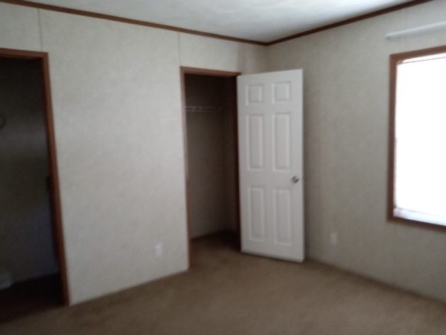 Colonial Heights - Image 4