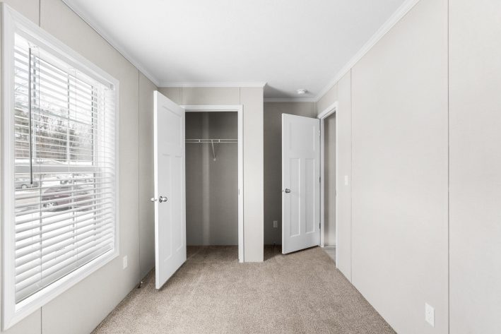 Valley Stream - Image 13