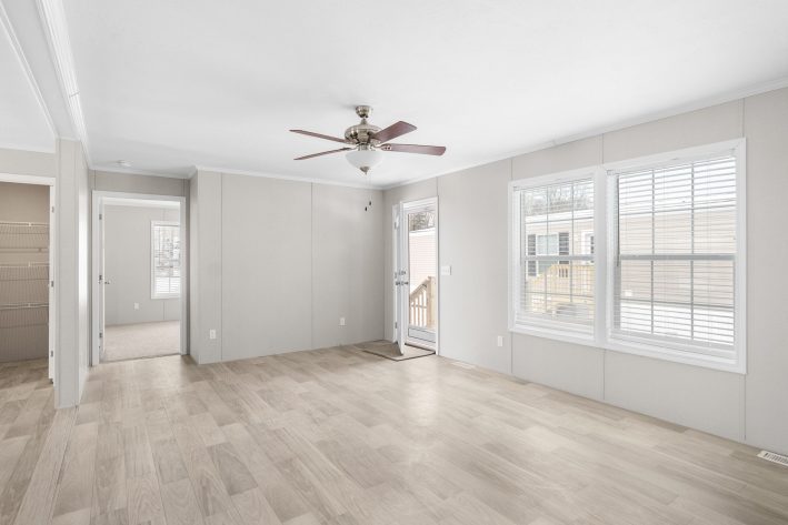 Valley Stream - Image 8