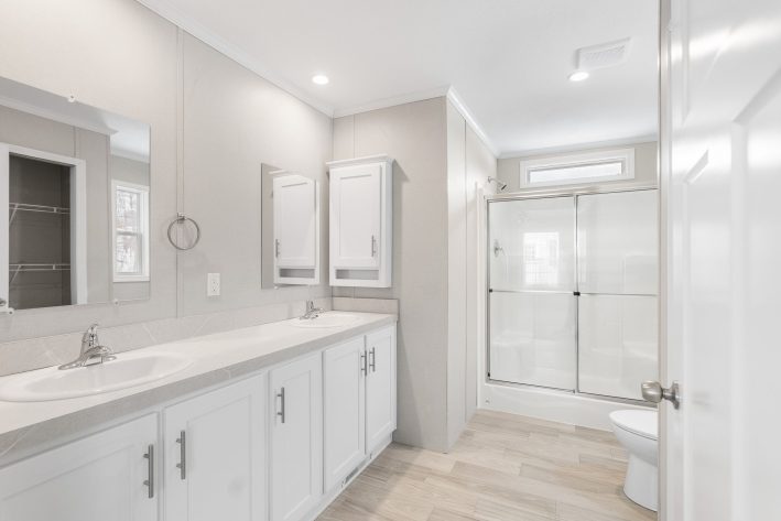 Valley Stream - Image 18