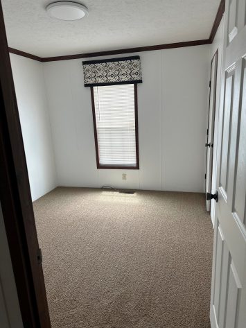 Colonial Heights - Image 4