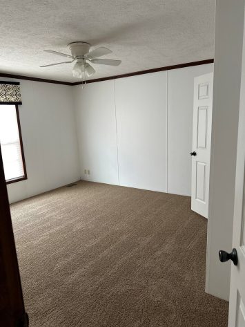 Colonial Heights - Image 8