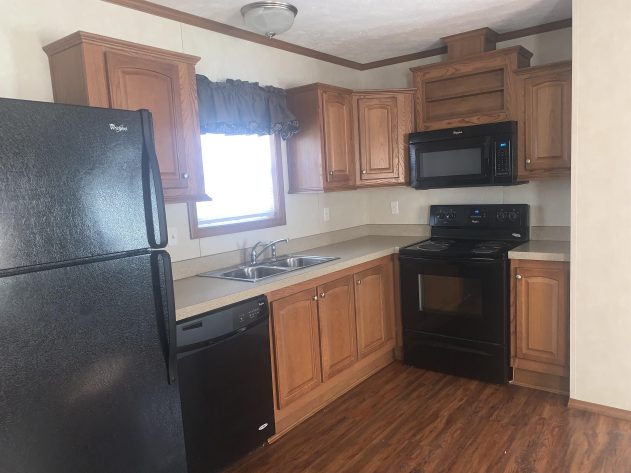 Colonial Heights - Image 2