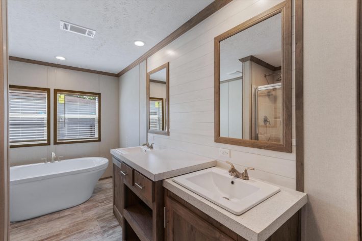 Allentown - Image 15