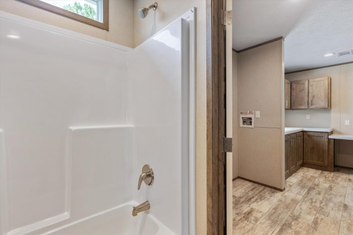 Allentown - Image 23