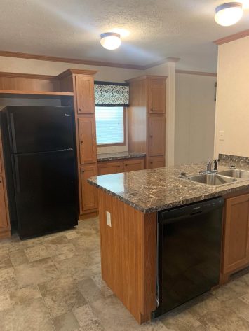 Colonial Heights - Image 3