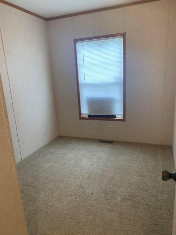 Colonial Heights - Image 10