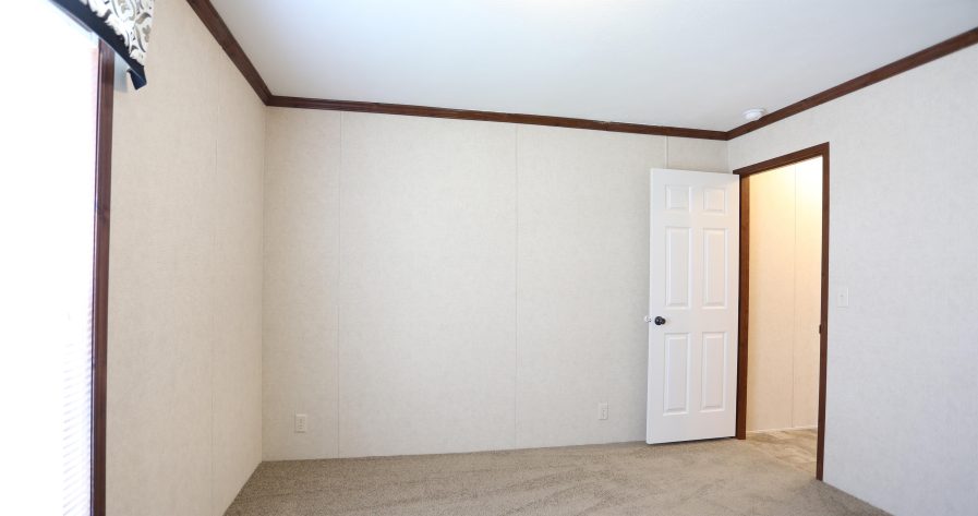 Colonial Heights - Image 5