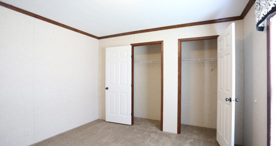 Colonial Heights - Image 6