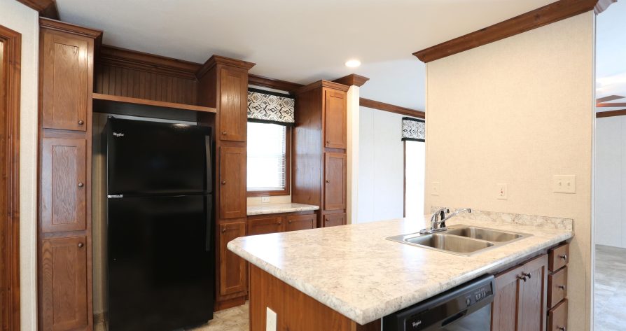 Colonial Heights - Image 3