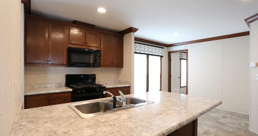 Colonial Heights - Image 13