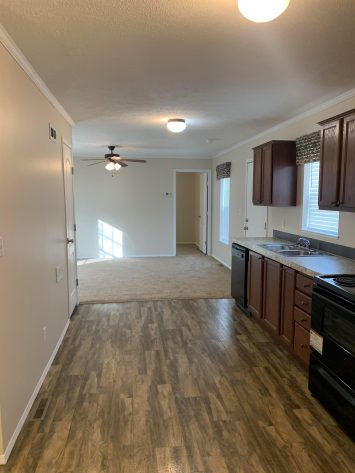 Colonial Heights - Image 9