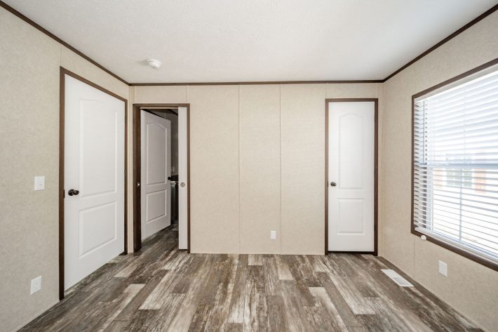 Woods Edge - Image 4