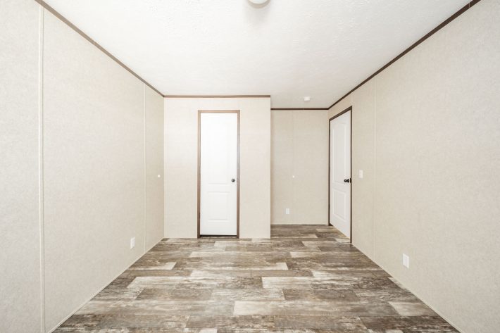 Woods Edge - Image 12