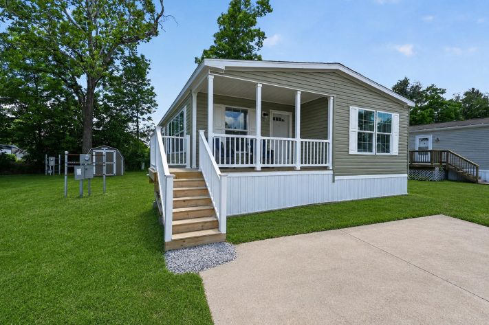 Cross Keys Village - Image 2