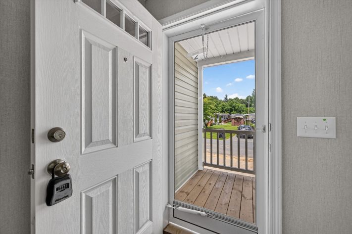 Cross Keys Village - Image 7