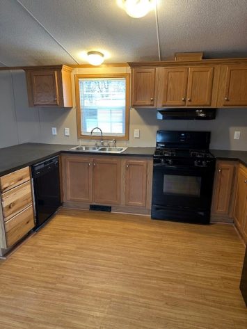 Cross Keys Village - Image 12