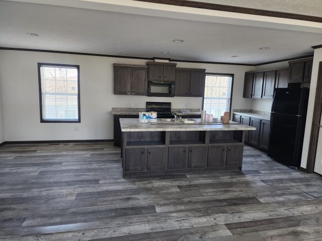 Hillcrest Crossing - Image 2