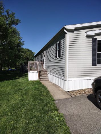 Hillcrest Crossing - Image 1