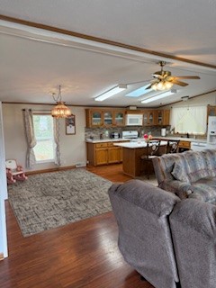 Camelot Village - Image 6