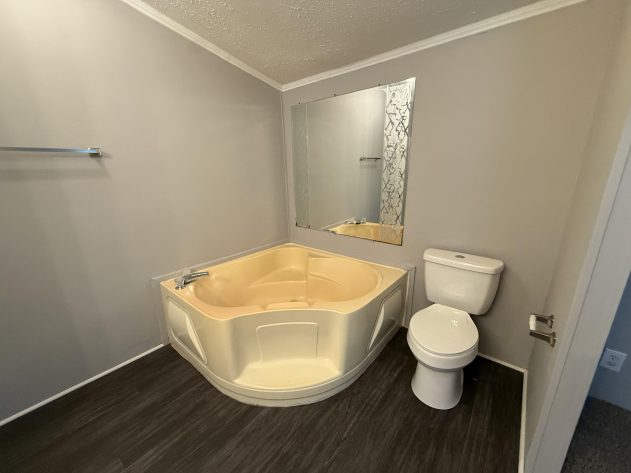 Summit Village - IN - Image 8