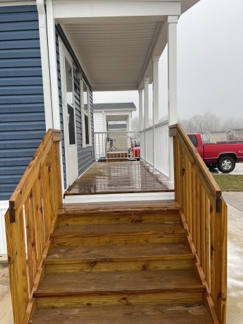 Covered front Porch