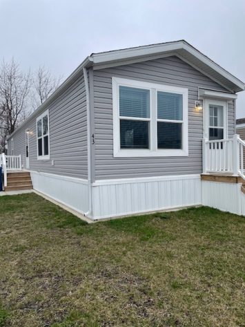 Perrysburg Estates - Image 1