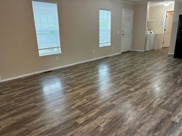 Living/Dining Area