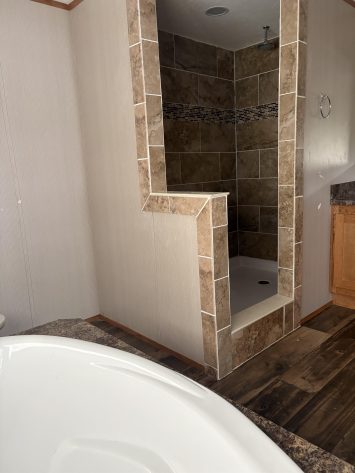Brookview Village - Image 7