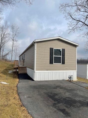 Camelot Woods - Image 25