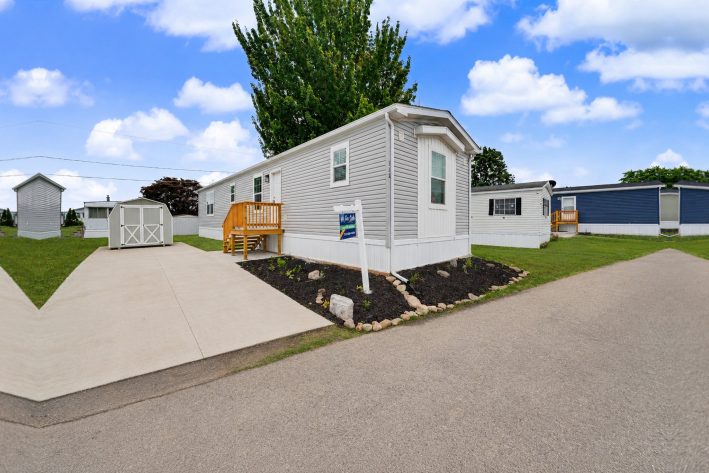 Lake Erie Estates - Image 16