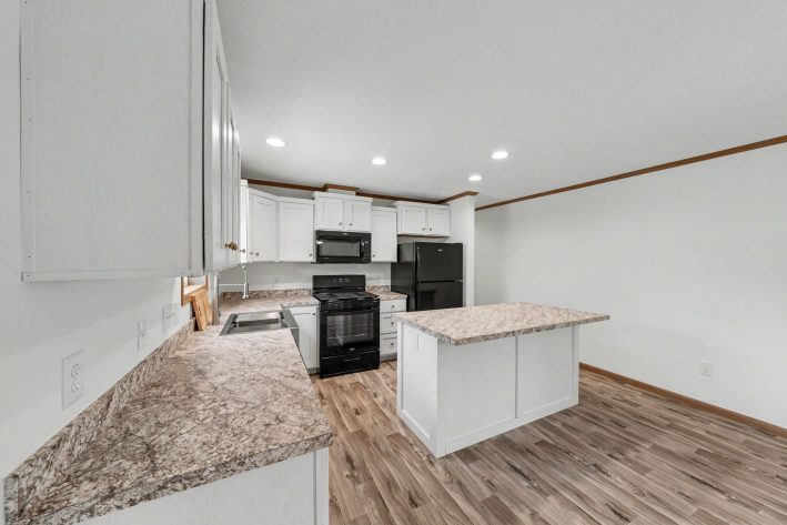 Lake Erie Estates - Image 33
