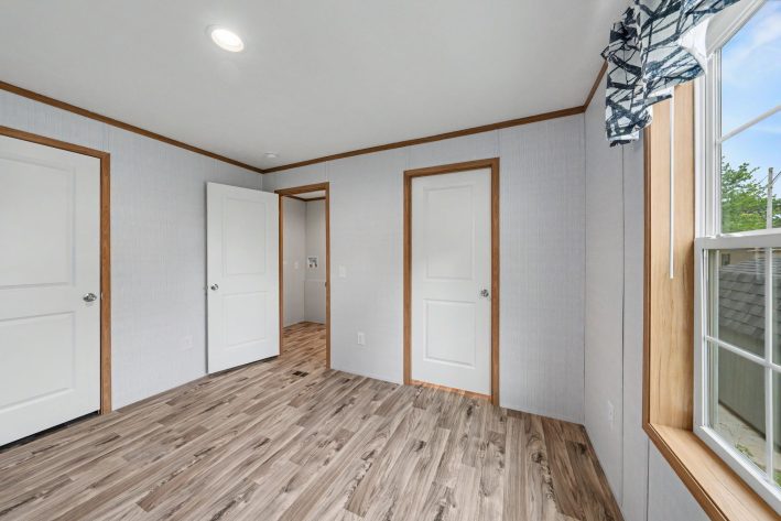 Lake Erie Estates - Image 7