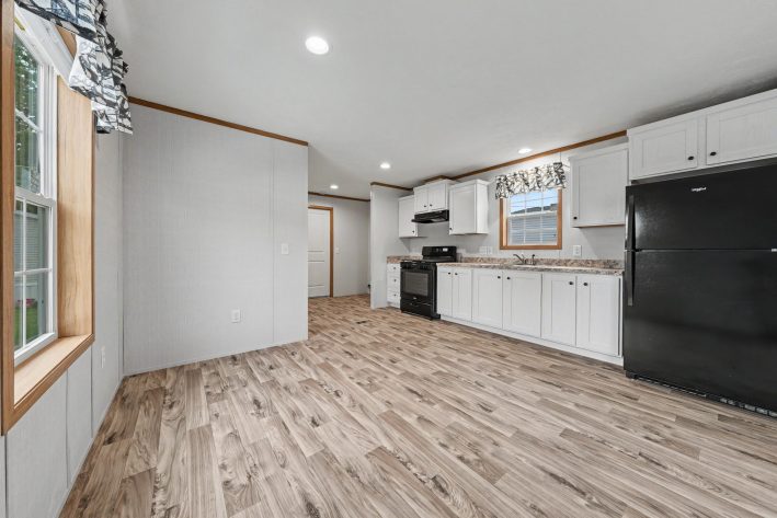 Lake Erie Estates - Image 12