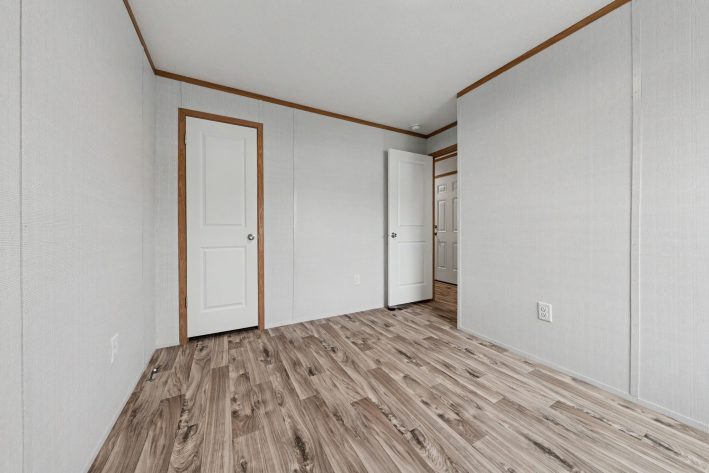 Lake Erie Estates - Image 20