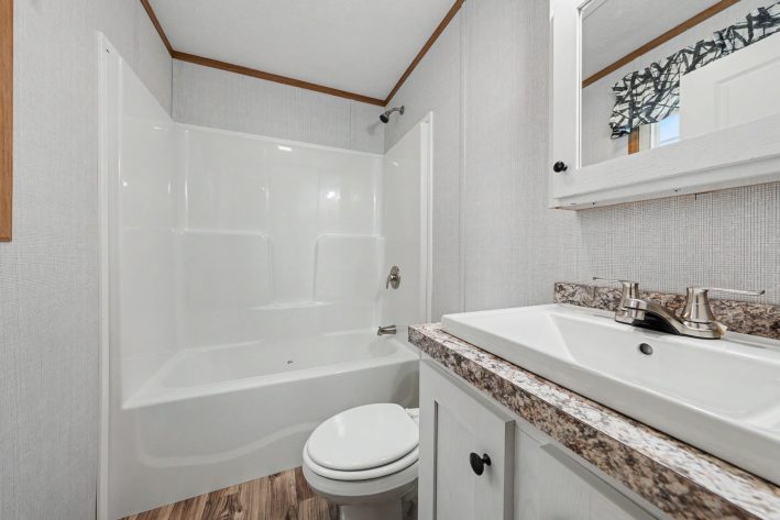 Lake Erie Estates - Image 25