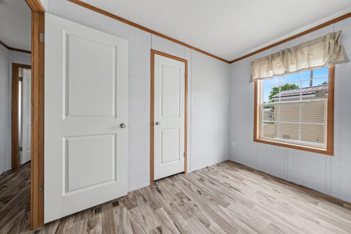Lake Erie Estates - Image 30