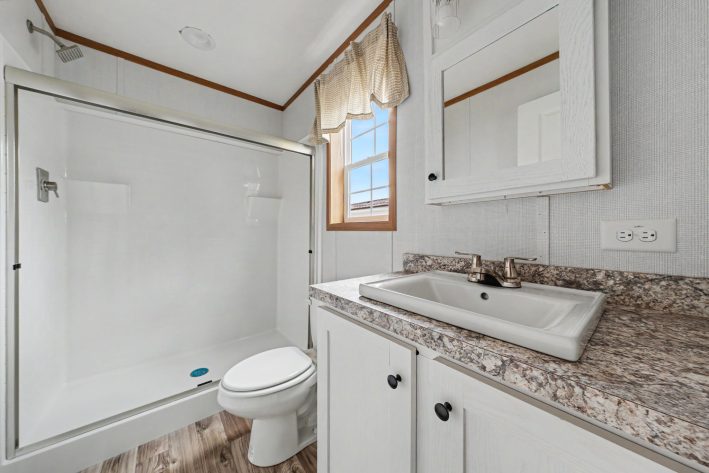 Lake Erie Estates - Image 21