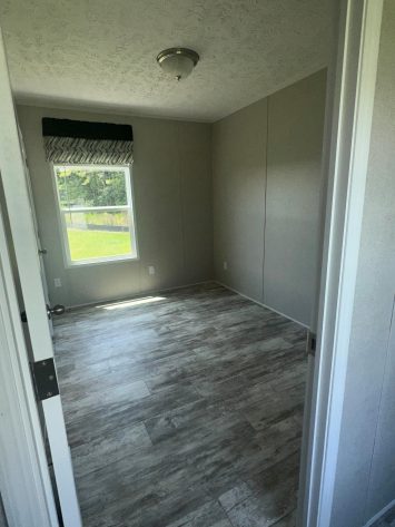 Iris Winds - Image 9